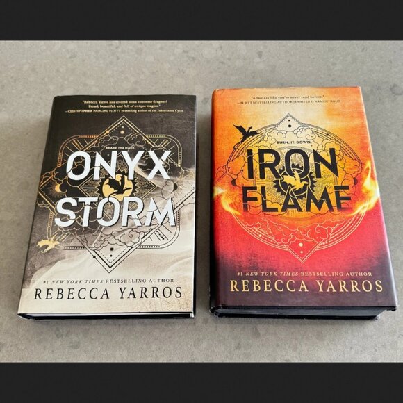Sprayed Iron Flame & Onyx Storm Rebecca Yarros 1st Ed HC Fourth Wing Empyrean - Picture 2 of 14